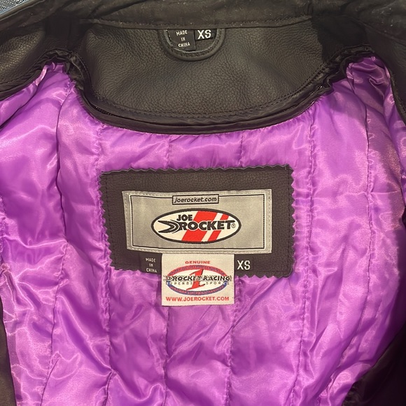 Women’s black leather motorcycle jacket - Picture 2 of 4